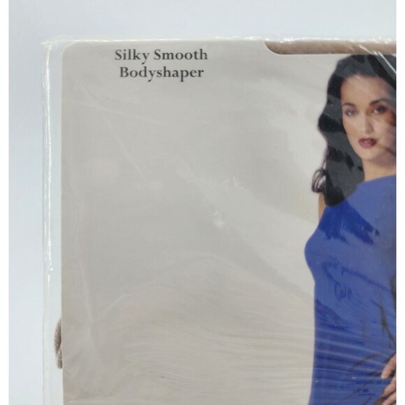 x2 European Luxury Collection Silky Smooth Bodyshaper Pantyhose Pebble Sz Medium - Picture 7 of 9